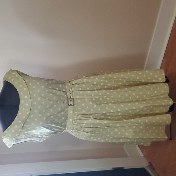 Chic Star Green Polka Dot Swing Dress - Picture 1 of 5